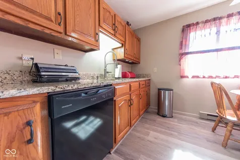 2855 12th Street Columbus IN 47201