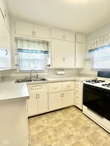 2620 Allen Avenue Indianapolis IN 46203