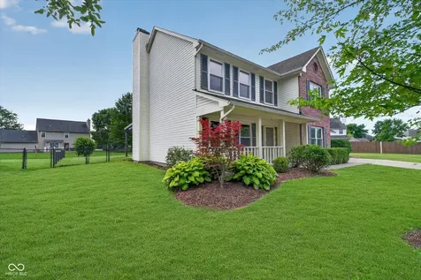 13831 Naples Drive Fishers IN 46038