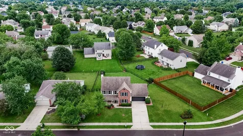 13831 Naples Drive Fishers IN 46038