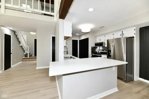 4608 Stansbury Lane Indianapolis IN 46254