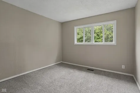 3857 Chateau Drive Indianapolis IN 46226