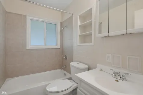 3857 Chateau Drive Indianapolis IN 46226