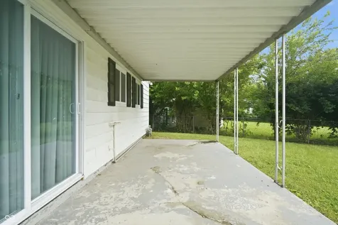3857 Chateau Drive Indianapolis IN 46226