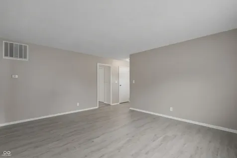 3857 Chateau Drive Indianapolis IN 46226