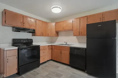 3857 Chateau Drive Indianapolis IN 46226