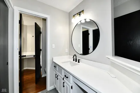 4657 Chatterton Circle Indianapolis IN 46254