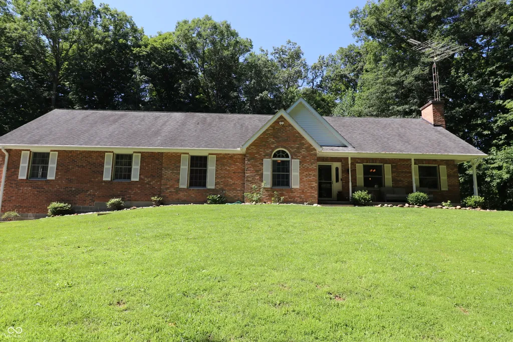 1287 Lovers Road Batesville IN 47006