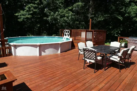1287 Lovers Road Batesville IN 47006