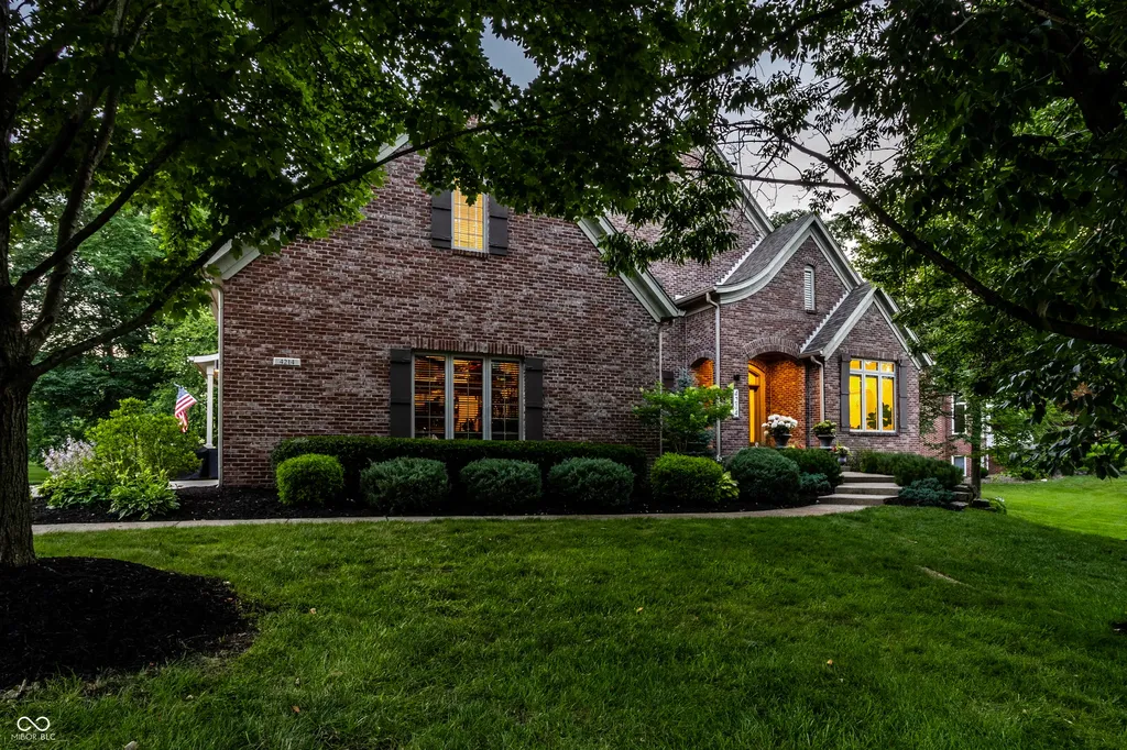 4214 Riverbirch Run Zionsville IN 46077