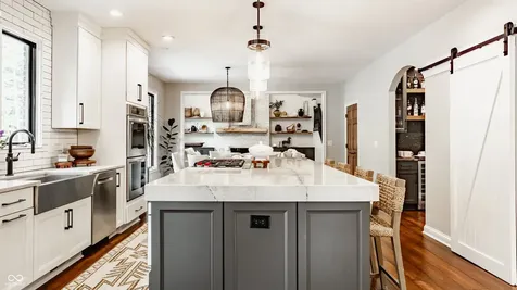 4214 Riverbirch Run Zionsville IN 46077