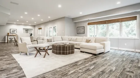 4214 Riverbirch Run Zionsville IN 46077