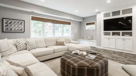 4214 Riverbirch Run Zionsville IN 46077