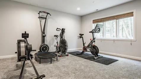 4214 Riverbirch Run Zionsville IN 46077
