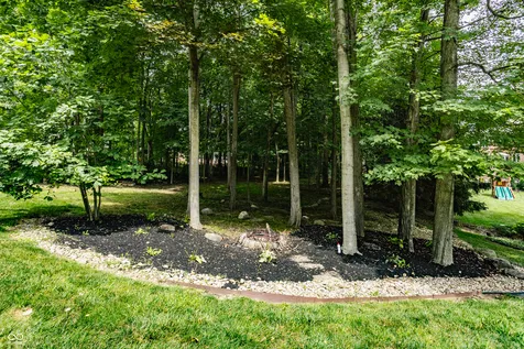 4214 Riverbirch Run Zionsville IN 46077