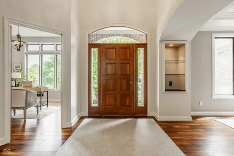 4214 Riverbirch Run Zionsville IN 46077