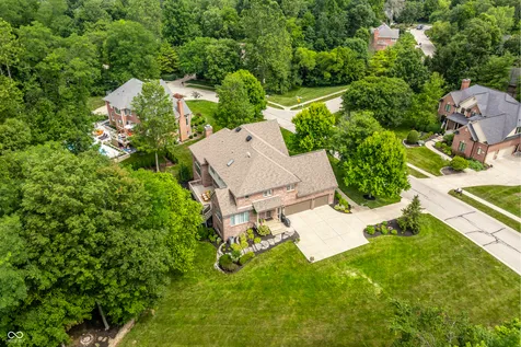 4214 Riverbirch Run Zionsville IN 46077
