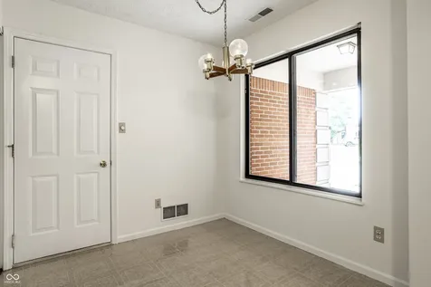 9223 Golden Oaks E Indianapolis IN 46260
