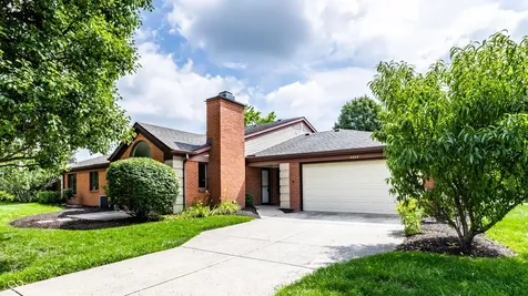 9223 Golden Oaks E Indianapolis IN 46260