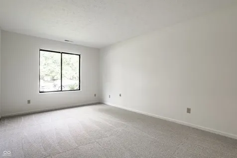 9223 Golden Oaks E Indianapolis IN 46260