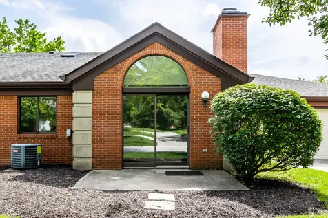 9223 Golden Oaks E Indianapolis IN 46260