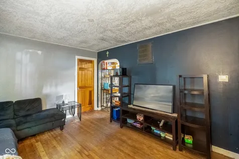 5607 Hardegan Street Indianapolis IN 46227