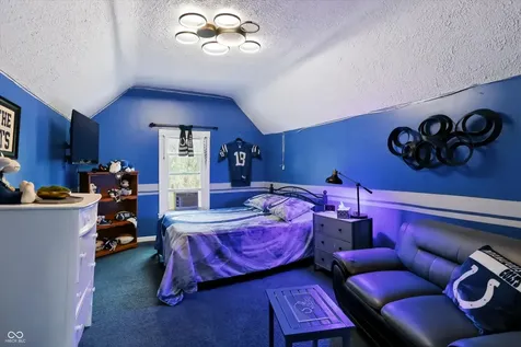 402 N Noble Street Greenfield IN 46140