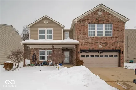 2940 Treehouse Pass Greenwood IN 46143