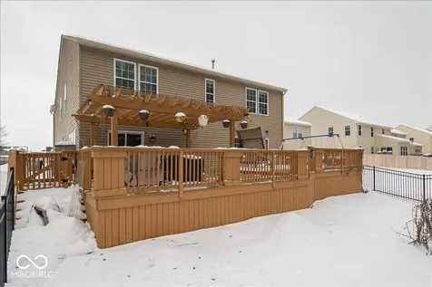 2940 Treehouse Pass Greenwood IN 46143