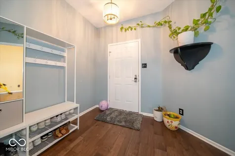 2940 Treehouse Pass Greenwood IN 46143