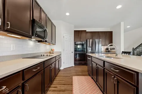 2585 Knockawuddy Drive Brownsburg IN 46112