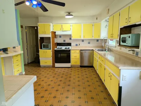 12280 E 25th Street Columbus IN 47203