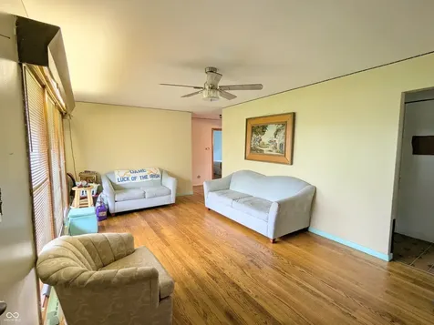 12280 E 25th Street Columbus IN 47203