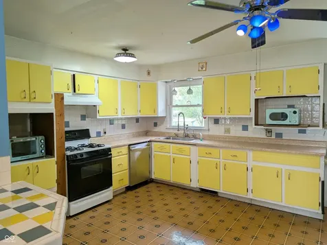 12280 E 25th Street Columbus IN 47203