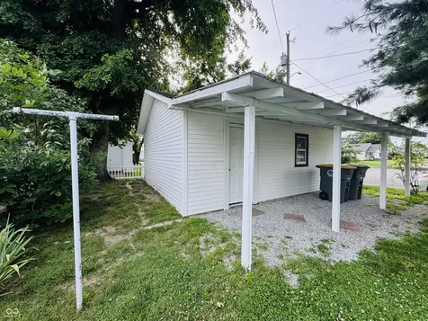 302 Schepman Seymour IN 47274