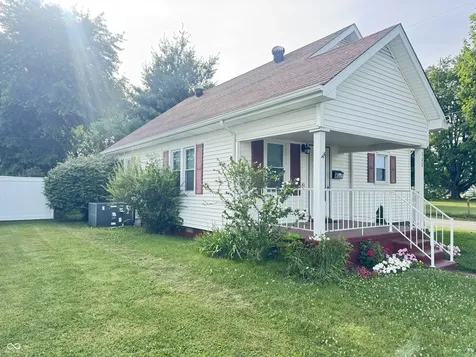 302 Schepman Seymour IN 47274
