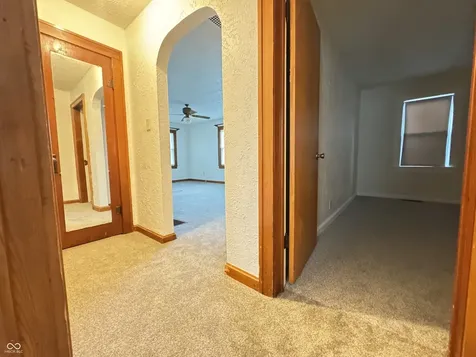 302 Schepman Seymour IN 47274