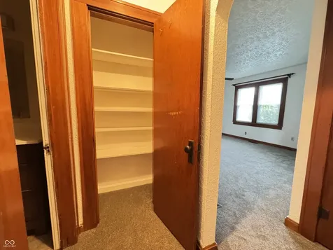 302 Schepman Seymour IN 47274