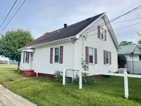 302 Schepman Seymour IN 47274