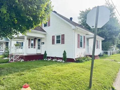302 Schepman Seymour IN 47274