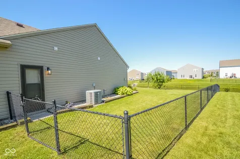 10502 Mallard Glen Court Indianapolis IN 46239