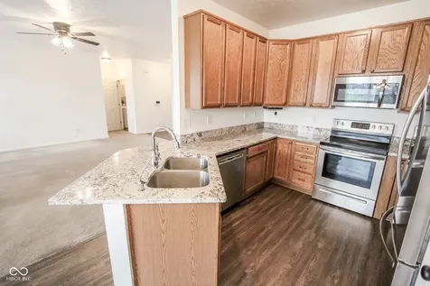 10502 Mallard Glen Court Indianapolis IN 46239