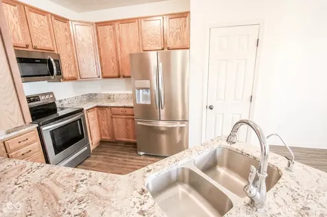 10502 Mallard Glen Court Indianapolis IN 46239