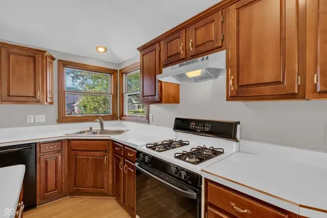 356 Southcreek Drive S Indianapolis IN 46217