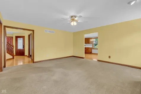 356 Southcreek Drive S Indianapolis IN 46217