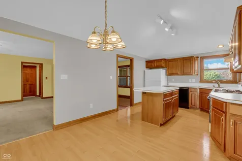356 Southcreek Drive S Indianapolis IN 46217