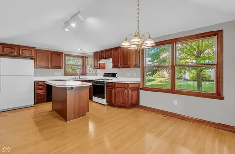 356 Southcreek Drive S Indianapolis IN 46217