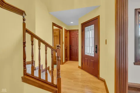356 Southcreek Drive S Indianapolis IN 46217