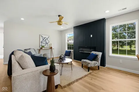 7267 Woodside Drive Avon IN 46123