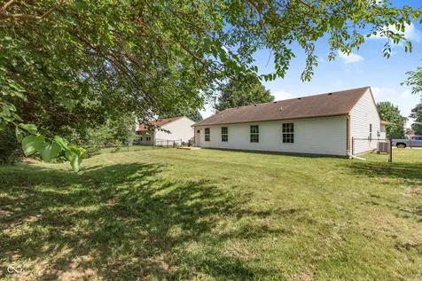 7267 Woodside Drive Avon IN 46123